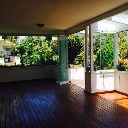 Apartment Lomas Del Rey
